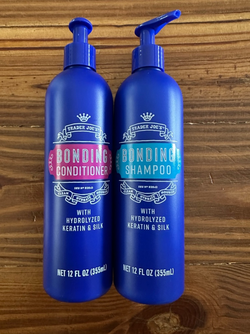 Trader Joe's Bonding Shampoo & Conditioner Set - Blue